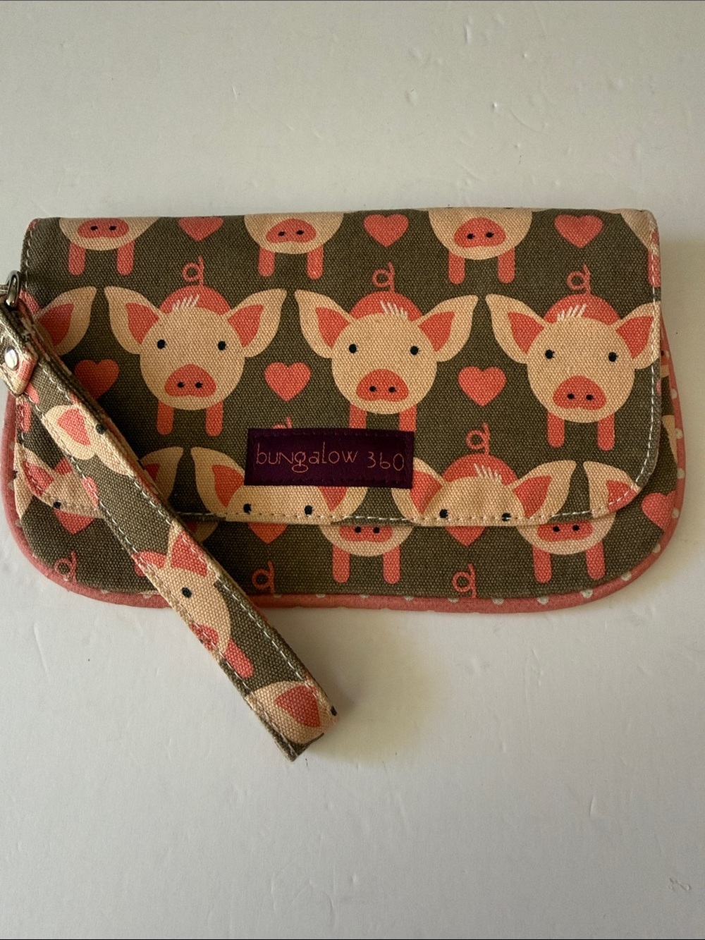 bungalow 360 Pink & Tan Pig Wristlet